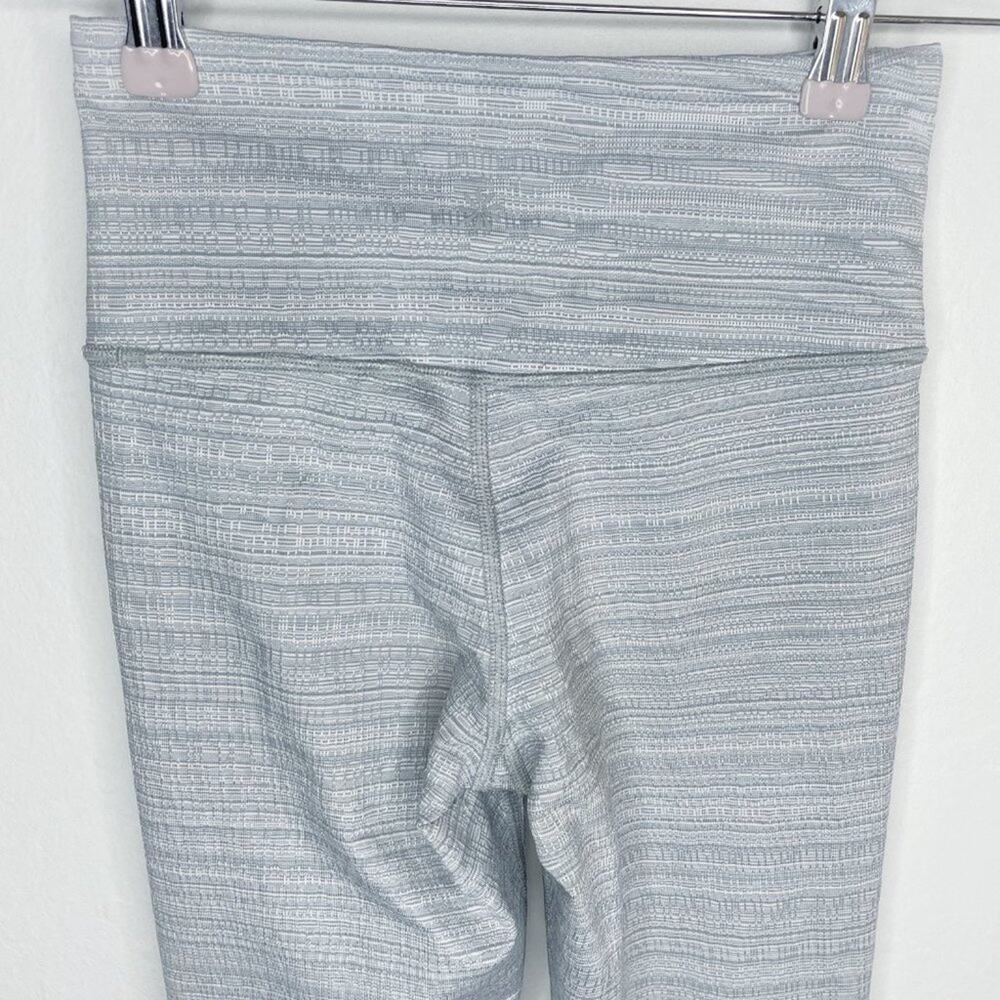 Athleta Jacquard High Rise Chaturanga Light Grey Ankle Leggings XXS - Picture 7 of 13